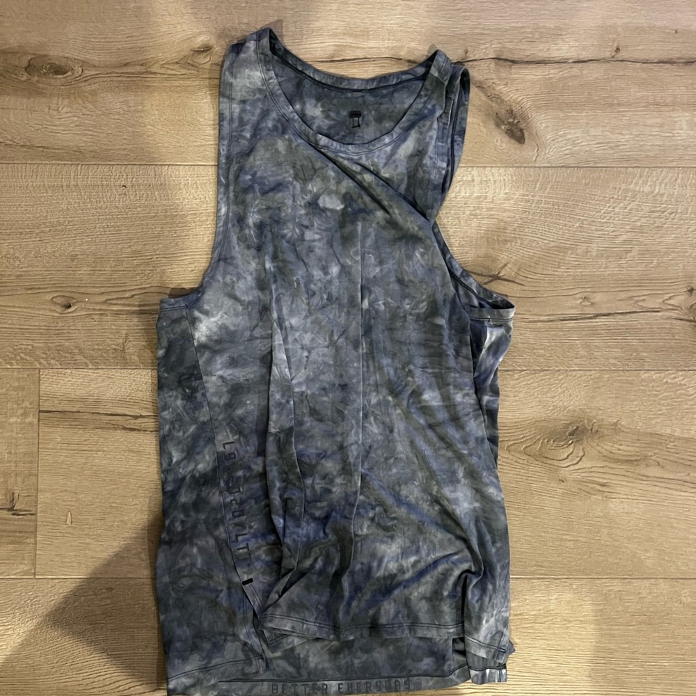 lululemon workout top